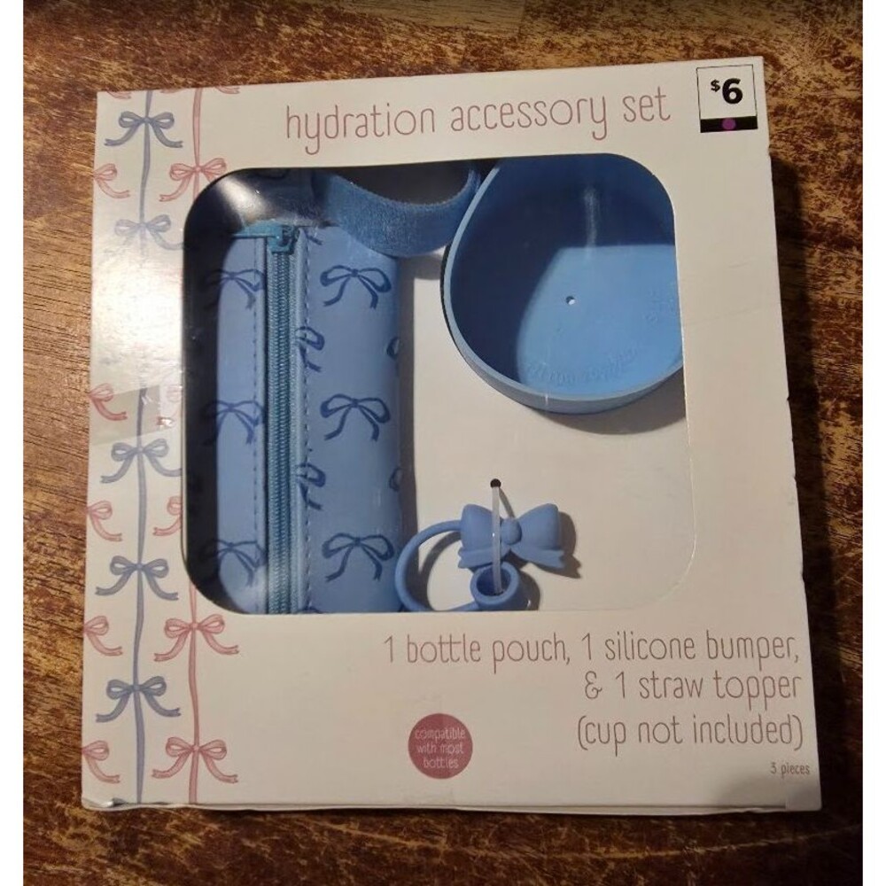 Ribbons & Bows Hydration Accessory Set Blue Old East Main Co. Water Bottle Walk